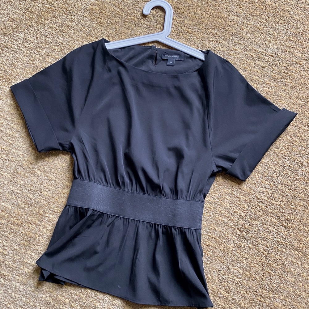 Banana Republic shirt silk.